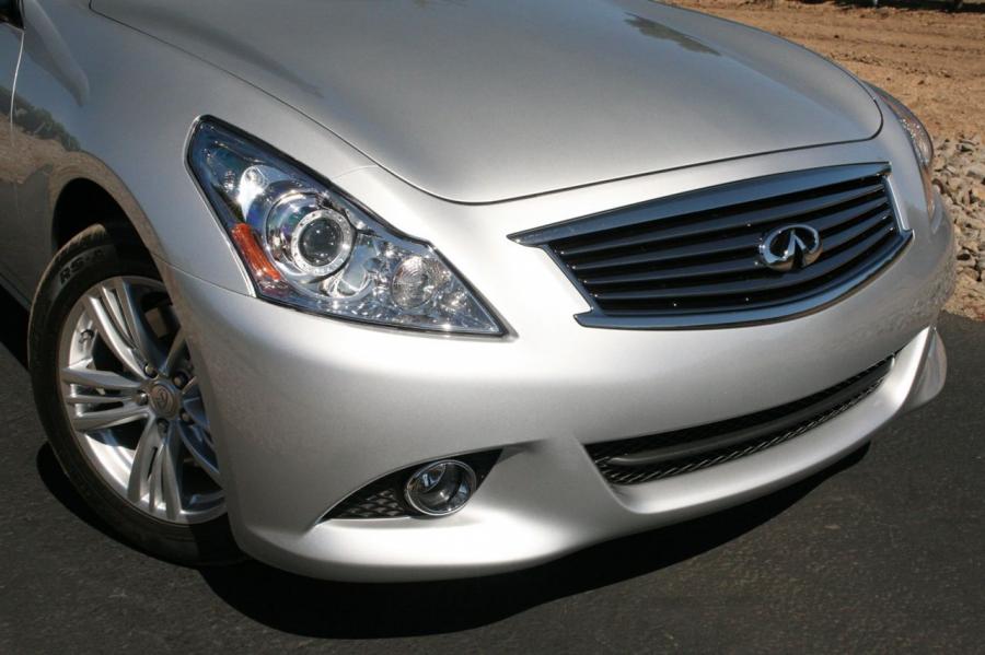  Infiniti G25 2011 года  (фото 4 из 27)